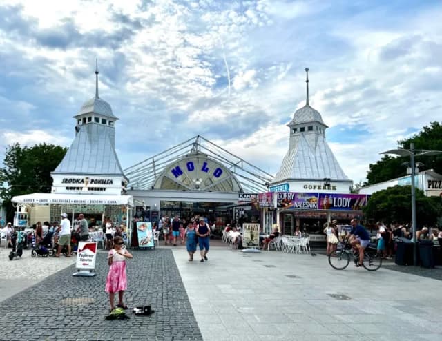 Najlepsze atrakcje turystyczne w Międzyzdrojach, które musisz zobaczyć