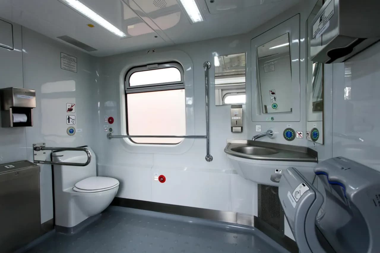 Gdzie są toalety w Intercity? Sprawdź, gdzie je znajdziesz na trasie