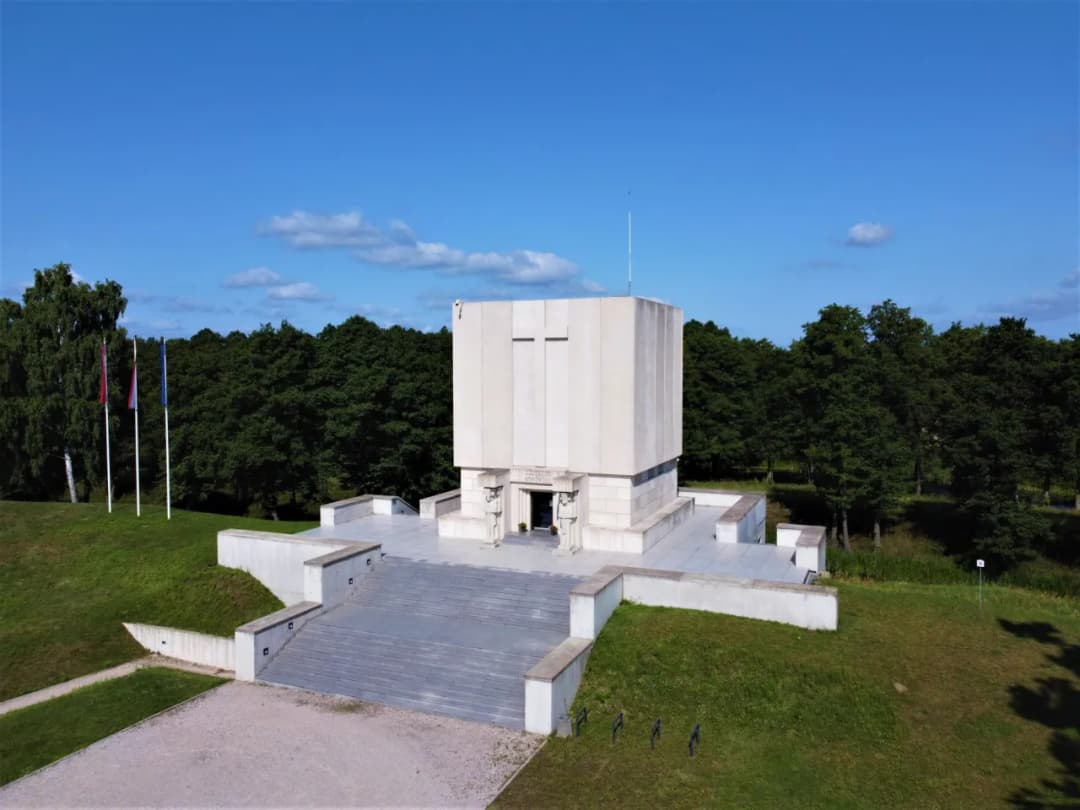 Ostrołęka atrakcje, które zaskoczą każdego turystę i zachwycą!