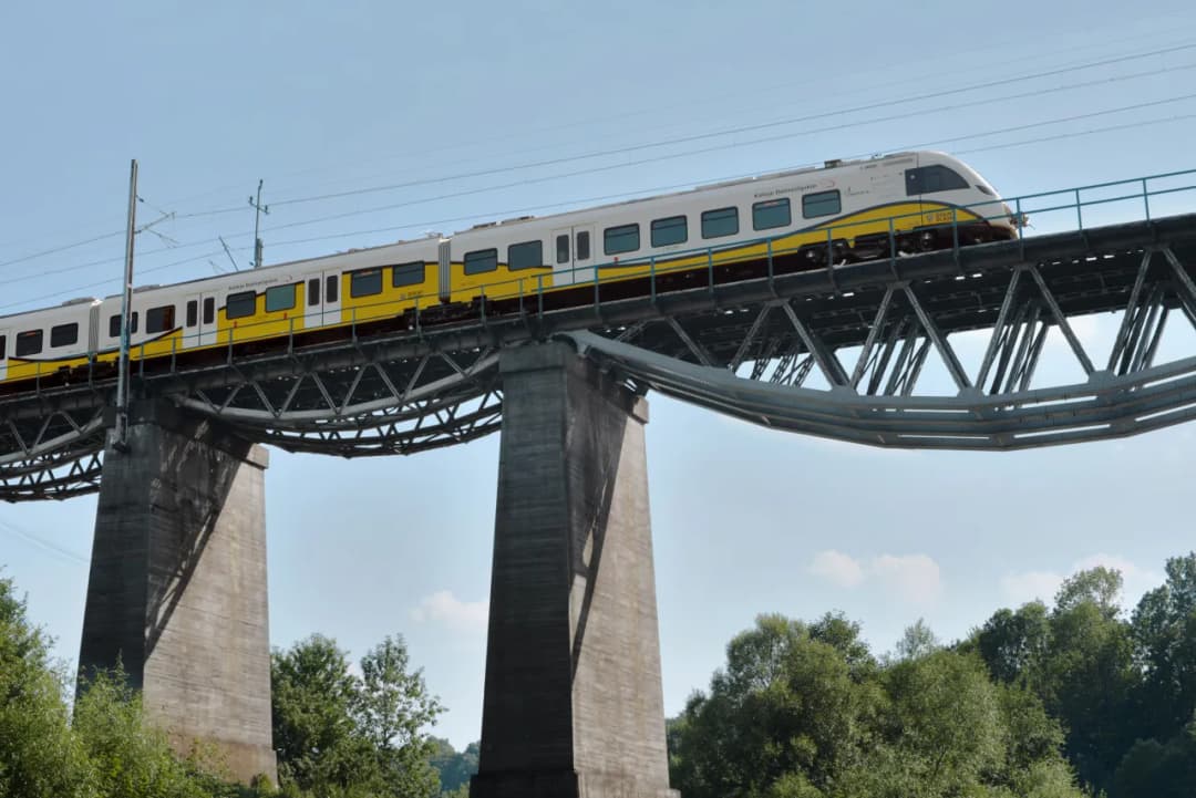 PR – co to za pociąg i jak różni się od pociągu RP?