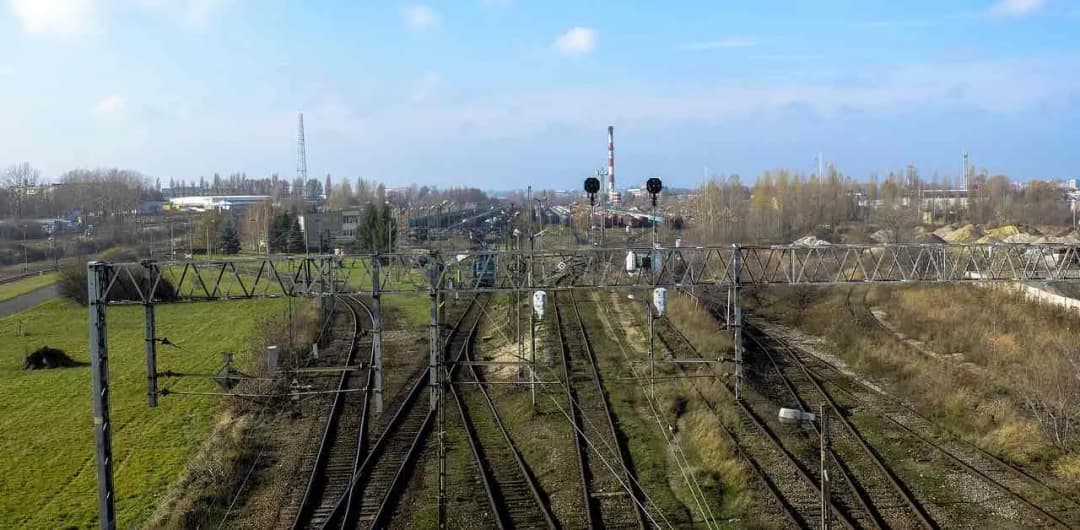 Jak dojechać na dworzec PKP Lublin - najlepsze opcje transportu